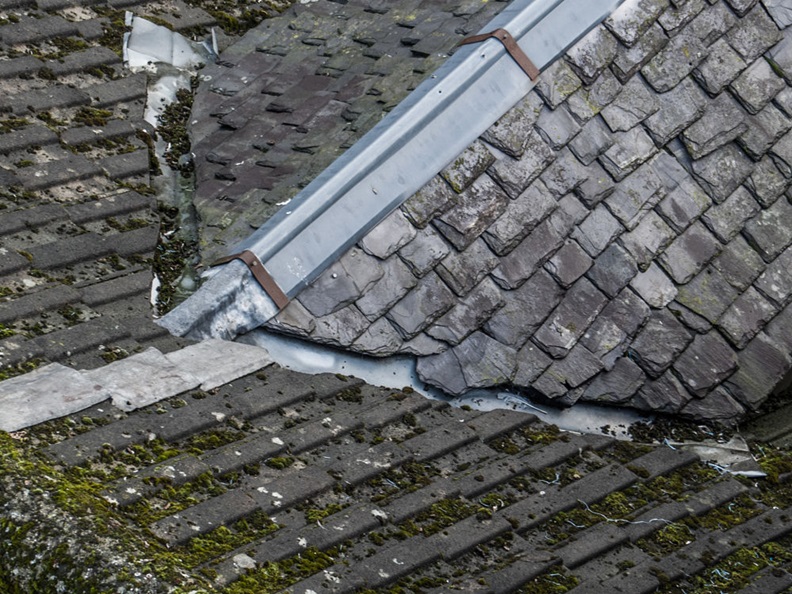 Drone shop gutter inspection